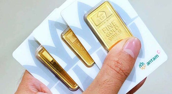 Harga Emas Antam Mencapai Rekor Tertinggi Rp2.044.000 per Gram